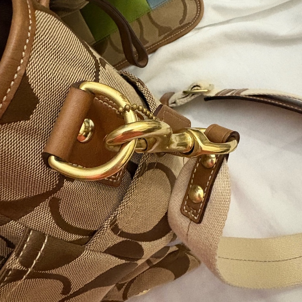 Coach Classic Multi Stripe Diaper Bag Large Lots Of Pockets Great Condition - Picture 5 of 11